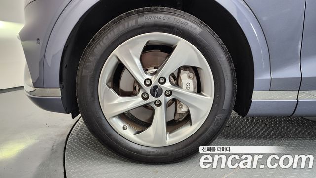 Genesis GV70 из Кореи Encar