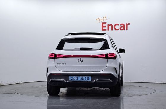 Mercedes-Benz EQA EQA250 AMG Package Plus — пробег 48 688 км — фото 4 из 5