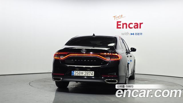 Hyundai Grandeur из Кореи Encar