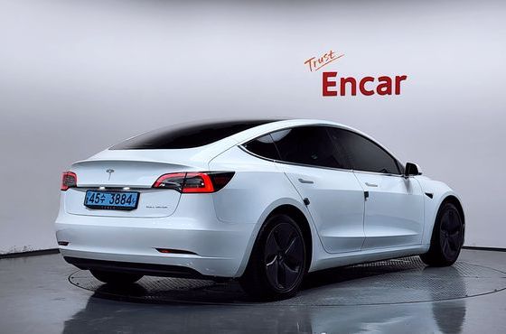 Tesla Model 3 Long Range AWD — пробег 217 664 км — фото 2 из 5