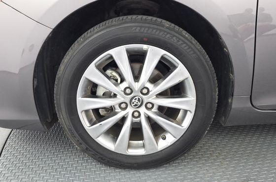 Toyota Camry Hybrid LE — пробег 23 273 км — фото 5 из 5