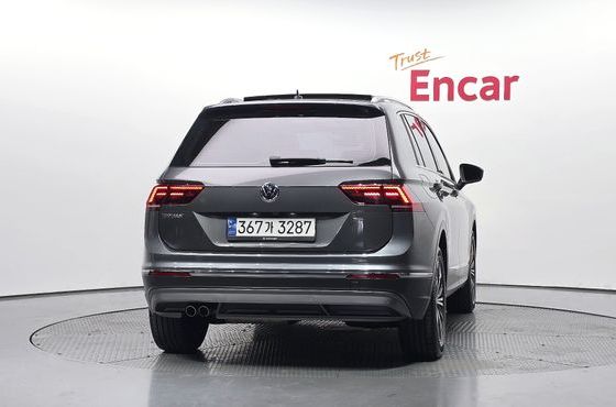 Volkswagen Tiguan 2.0 TDI Prestige — пробег 118 124 км — фото 4 из 5