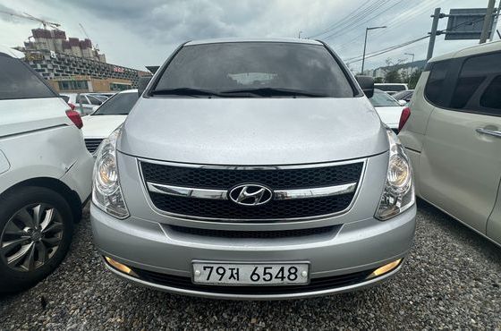 Hyundai Starex 12-Seater Wagon CVX Luxury — пробег 289 884 км — фото 1 из 5