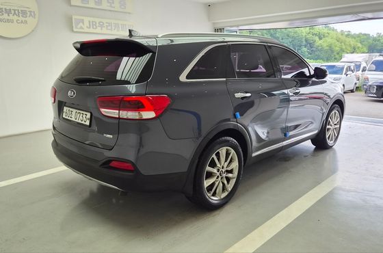Kia Sorento Diesel 2.0 2WD Noblesse — пробег 191 118 км — фото 4 из 5