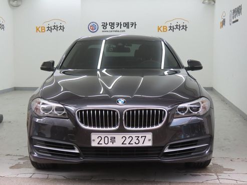 BMW 5-Series 520d xDrive — пробег 116 545 км — фото 2 из 5