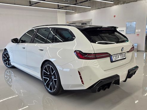 BMW M5 M5 Touring — пробег 5 000 км — фото 3 из 5