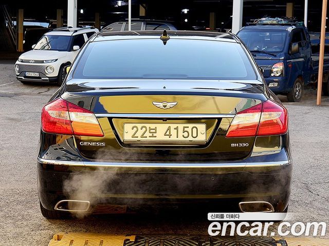 Hyundai Genesis из Кореи Encar