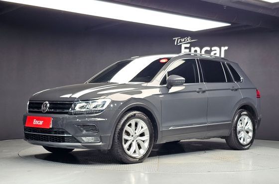 Volkswagen Tiguan 2.0 TDI Premium — пробег 84 556 км — фото 1 из 5