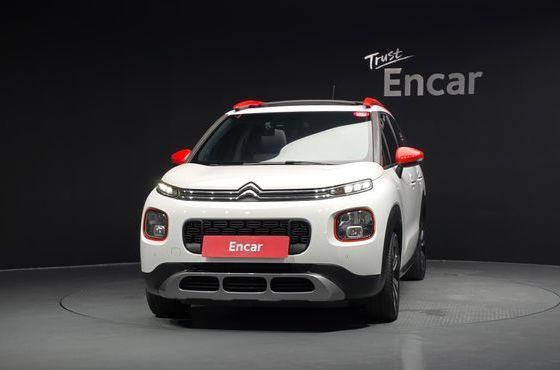 Citroen-DS C3 Aircross 1.5 BlueHDi Shine — пробег 54 388 км — фото 3 из 5