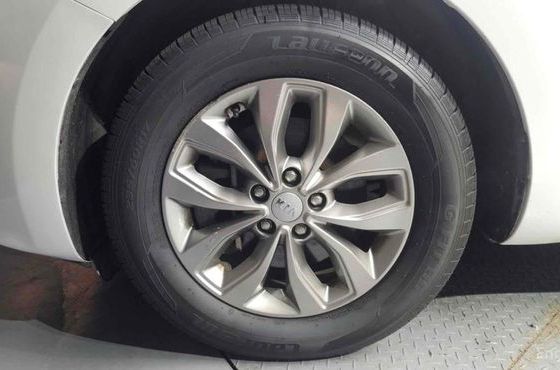 Kia Carnival 11-Seater Deluxe — пробег 200 000 км — фото 5 из 5