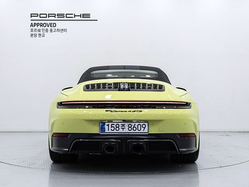 Porsche 911 Carrera 4 GTS Cabriolet — пробег 3 730 км — фото 4 из 5