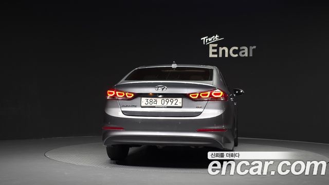 Hyundai AVANTE из Кореи Encar