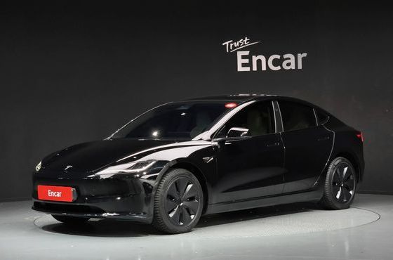 Tesla Model 3 RWD — пробег 40 755 км — фото 1 из 5