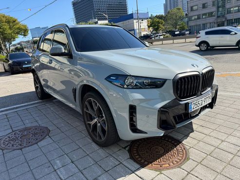BMW X5 xDrive 30d M Sport — пробег 6 500 км — фото 2 из 5
