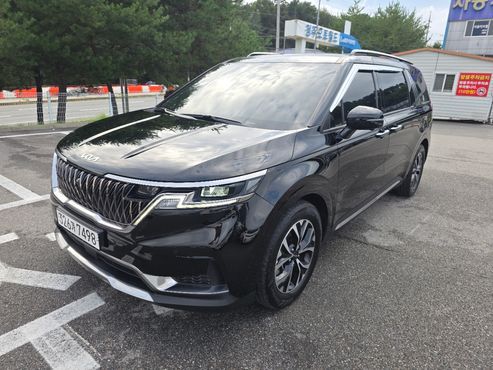 Kia Carnival Diesel 9-Seater Signature — пробег 80 000 км — фото 3 из 5