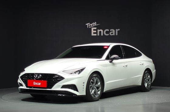Hyundai Sonata 2.0 Premium Plus — пробег 25 427 км — фото 1 из 5