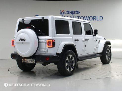 Jeep Wrangler 2.0 Overland 4Door — пробег 104 446 км — фото 2 из 5