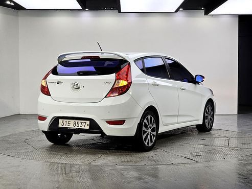 Hyundai Accent Diesel 1.6 VGT Premier — пробег 127 213 км — фото 4 из 5