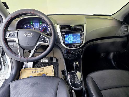 Hyundai Accent Diesel 1.6 VGT Premier — пробег 127 213 км — фото 5 из 5