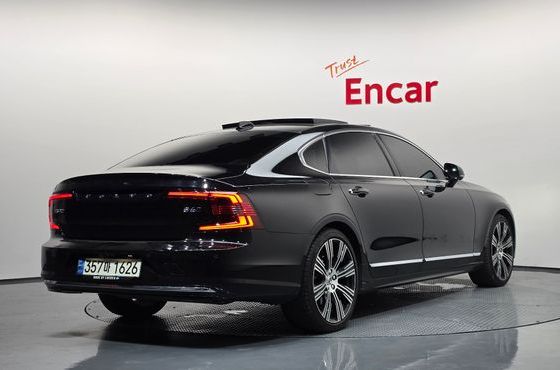 Volvo S90 B6 AWD Inscription — пробег 69 995 км — фото 2 из 5