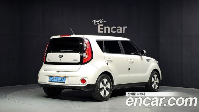 Kia Soul EV — пробег 40 179 км — фото 2 из 5