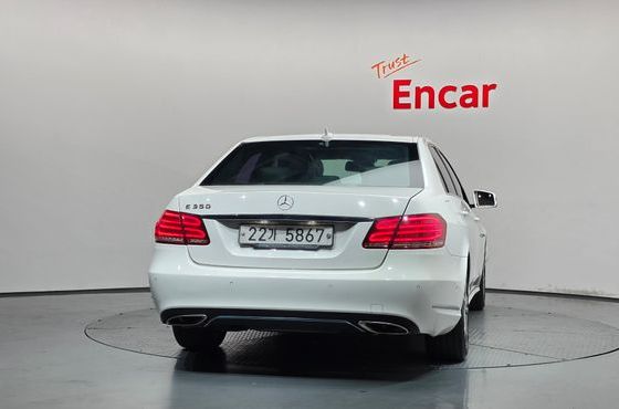 Mercedes-Benz E-Class E220 CDI Avantgarde — пробег 140 775 км — фото 4 из 5