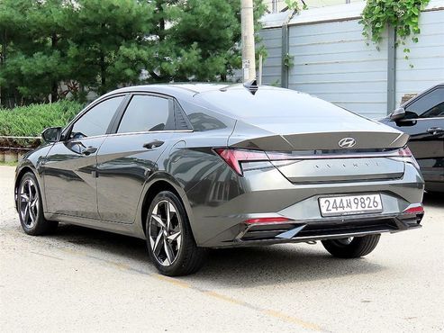 Hyundai AVANTE 1.6 Inspiration — пробег 87 264 км — фото 2 из 5