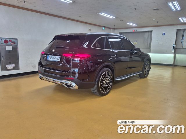 Mercedes-Benz GLC-Class GLC300 4MATIC AMG Line — пробег 12 467 км — фото 2 из 5