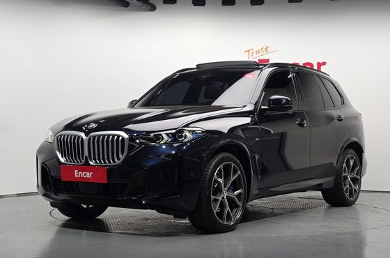 BMW X5 xDrive 40i M Sport — пробег 4 056 км — фото 1 из 5