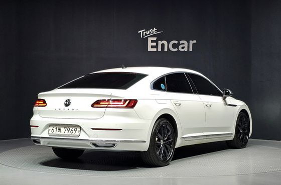 Volkswagen Arteon 2.0 TDI Prestige — пробег 91 536 км — фото 2 из 5
