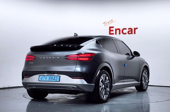 Genesis GV60 Standard — пробег 17 765 км — фото 2 из 5