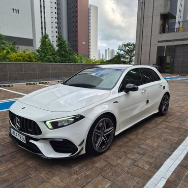 Mercedes-Benz A-Class AMG A45 4MAITC+ Hatchback — пробег 27 000 км — фото 1 из 5