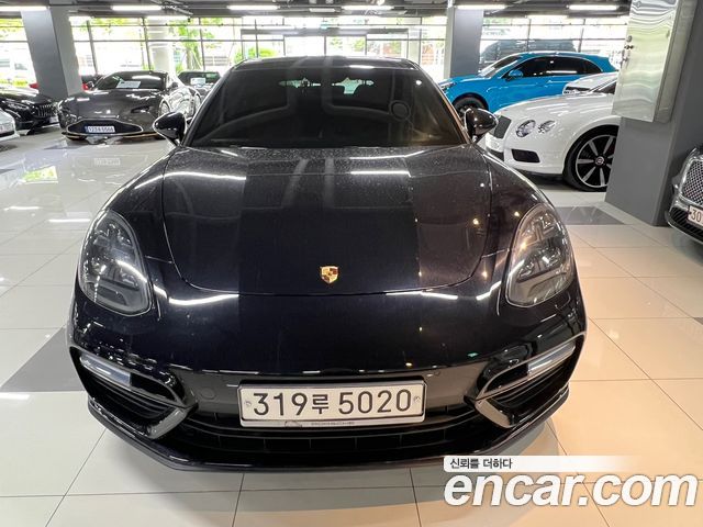 Porsche Panamera 4.0 Turbo — пробег 18 000 км — фото 4 из 5