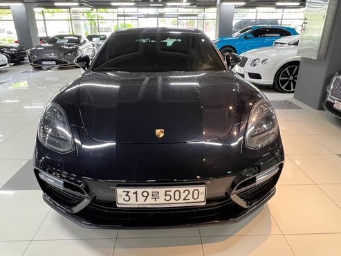 Porsche Panamera 4.0 Turbo — пробег 18 000 км — фото 4 из 5