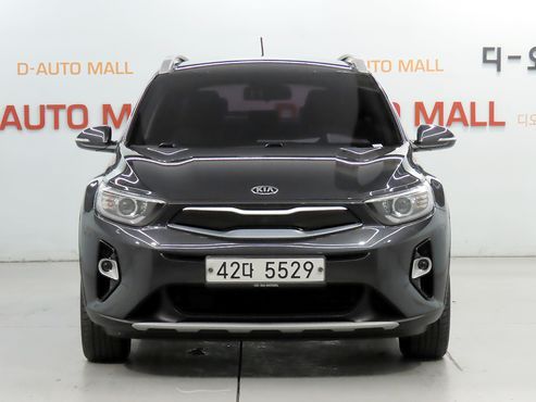 Kia Stonic 1.4 Prestige — пробег 52 850 км — фото 2 из 5