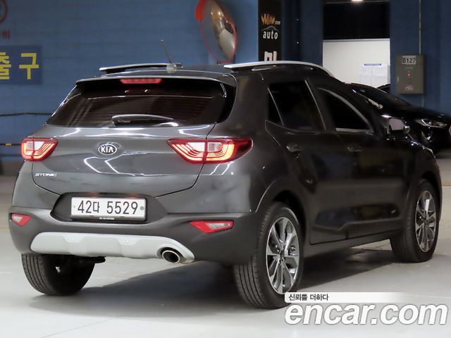 Kia Stonic 1.4 Prestige — пробег 52 850 км — фото 4 из 5