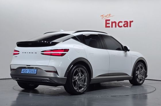 Genesis GV60 Performance AWD — пробег 56 952 км — фото 2 из 5