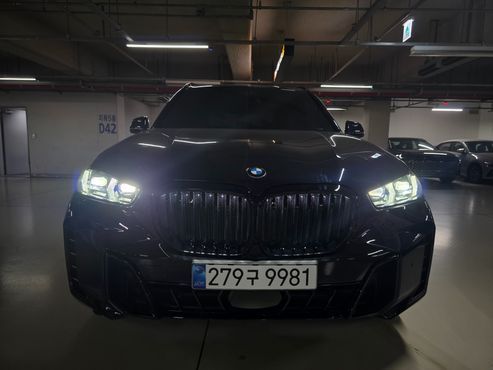 BMW X5 xDrive 40i M Sport — пробег 1 365 км — фото 3 из 5