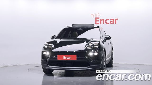 Porsche Macan Base 4 — пробег 10 998 км — фото 3 из 5