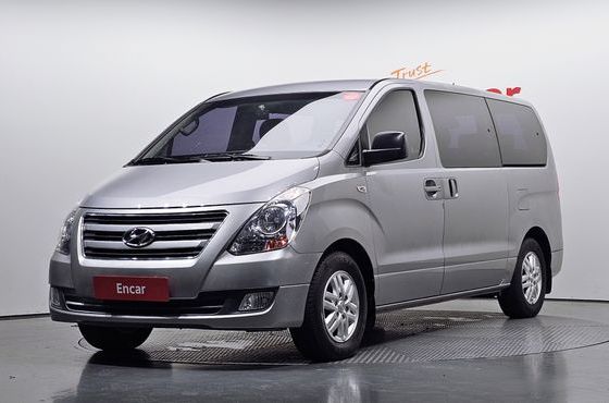 Hyundai Starex 12-Seater Wagon Smart — пробег 143 562 км — фото 1 из 5