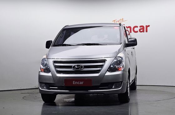 Hyundai Starex 12-Seater Wagon Smart — пробег 143 562 км — фото 3 из 5