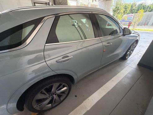 Genesis GV70 2.5T Gasoline AWD — пробег 4 485 км — фото 2 из 5