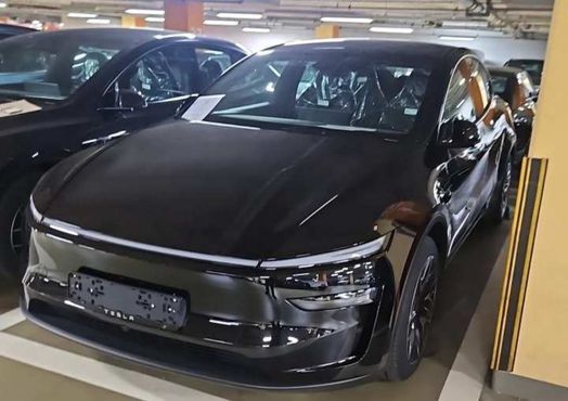 Tesla Model Y L Long Range AWD — пробег 1 км — фото 2 из 5