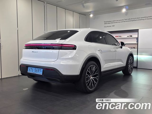 Porsche Macan из Кореи Encar