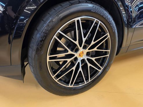Porsche Cayenne 3.0 — пробег 32 000 км — фото 3 из 5
