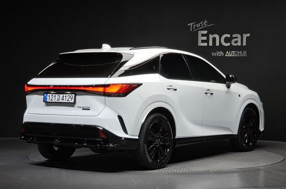 Lexus RX F-Sport — пробег 12 км — фото 2 из 5
