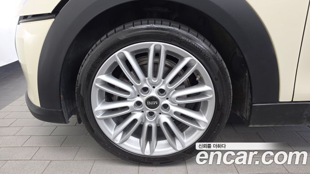 Mini Cooper из Кореи Encar