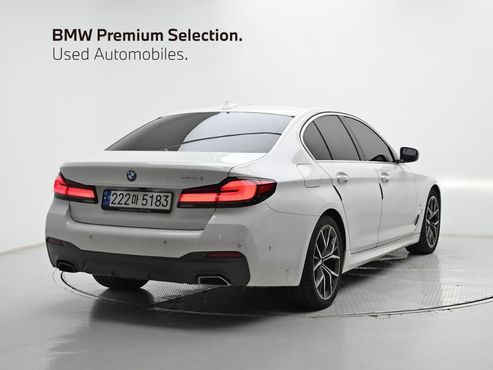 BMW 5-Series 530i M Sport Package — пробег 75 415 км — фото 2 из 5