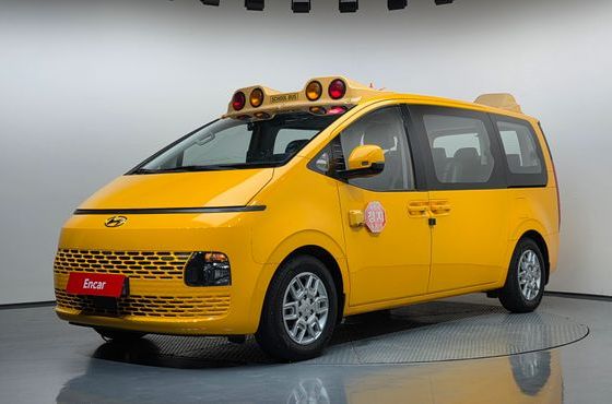 Hyundai Staria L3.5 Kinder Safety Car 11-Seater — пробег 87 129 км — фото 1 из 5