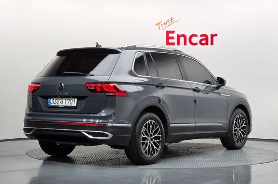 Volkswagen Tiguan 2.0 TDI Premium — пробег 67 867 км — фото 2 из 5
